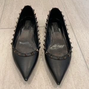 Authentic Valentino Rockstud Flats